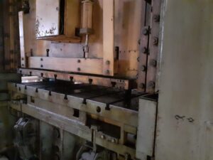 プレス機 TMP Voronezh KB3537 - 500 トン (写真 12)