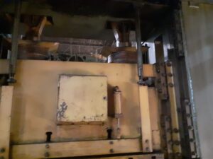 プレス機 TMP Voronezh KB3537 - 500 トン (写真 13)