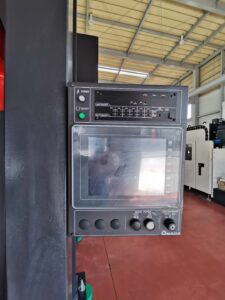 トリミングプレス Amada SDE-2025 - 200 トン (写真 2)