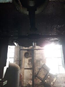 トリミングプレス TMP Voronezh KB9534 - 250 トン (写真 1)