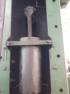 トリミングプレス TMP Voronezh KB9534 - 250 トン (写真 5)