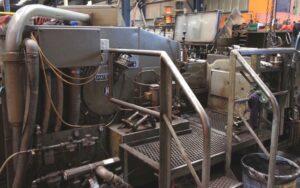 自動鍛造機 Hatebur AMP30 - 230 トン (写真 3)