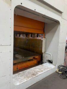 プレス機 Arisa S4/630/4500/2500 - 630 トン (写真 6)