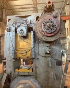 ナックルジョイントプレス Barnaul KB8340 - 1000 トン ID: 75816