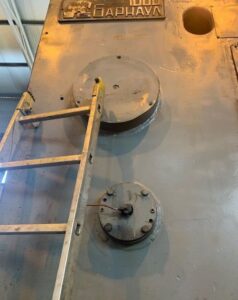 ナックルジョイントプレス Barnaul KB8340 - 1000 トン (写真 9)