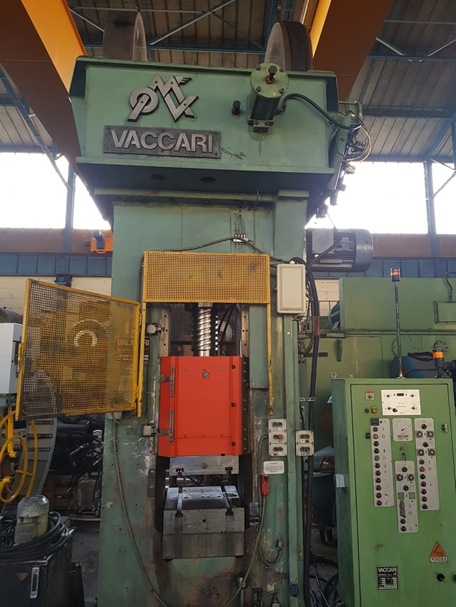 ねじプレス Vaccari 9PS - 400 トン