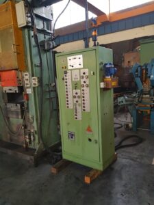 ねじプレス Vaccari 9PS - 400 トン (写真 4)