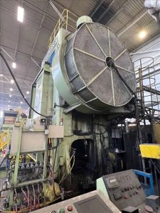 熱間鍛造プレス Nittan Massey MHFP-2800LW - 2800 トン (写真 9)