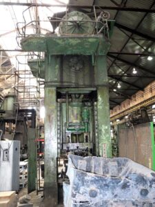 トリミングプレス TMP Voronezh K9538 - 630 トン (写真 3)