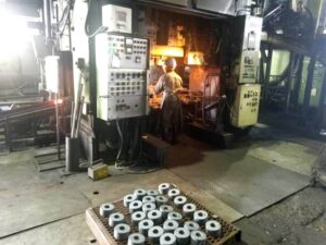 熱間鍛造プレス TMP Voronezh KB8546 - 4000 トン (写真 4)