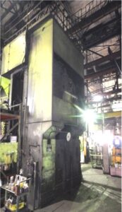 熱間鍛造プレス Smeral LZK 2500 P - 2500 トン (写真 1)