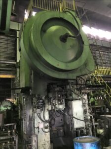熱間鍛造プレス Komatsu CAH3000 - 3000 トン (写真 6)