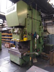 C型プレス Erfurt PEE I 400 - 400 トン ID: 75992