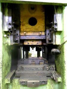 熱間鍛造プレス TMP Voronezh K8540 - 1000 トン (写真 10)