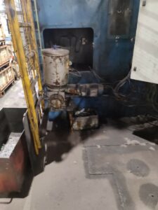 冷間鍛造プレス Grabener KFP 800/1050/400 - 800 トン (写真 1)