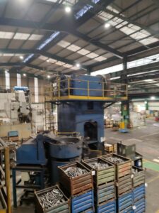 冷間鍛造プレス Grabener KFP 800/1050/400 - 800 トン (写真 7)