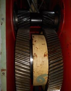 ナックルジョイントプレス Kuzlitmash KB8334 - 250 トン (写真 6)