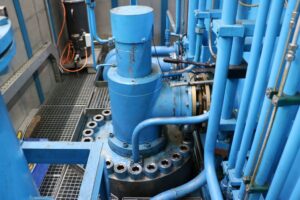 油圧プレス Siempelkamp IHF-Press 1250 - 1250 トン (写真 2)