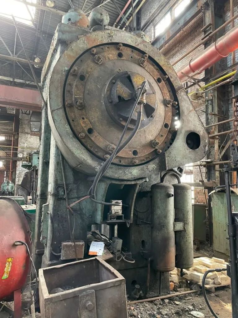 熱間鍛造プレス TMP Voronezh K864 - 1600 トン