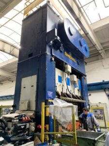 プレス機 Smeral LUC 500/2800 - 500 トン (写真 2)