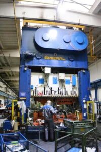 プレス機 Smeral LUC 500/2800 - 500 トン ID: 75542