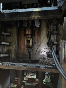 熱間鍛造プレス TMP Voronezh K8544 - 2500 トン (写真 2)