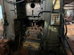 熱間鍛造プレス TMP Voronezh K8544 - 2500 トン (写真 19)