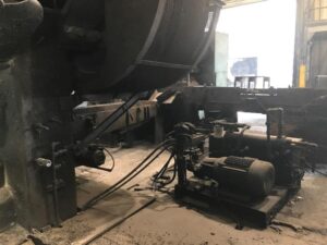 熱間鍛造プレス National Maxipres 4000 - 4000 トン (写真 6)