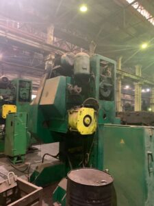 ナックルジョイントプレス Barnaul K8336 - 400 トン (写真 3)