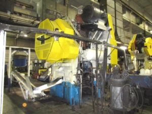 熱間鍛造プレス Ajax 1300 MT - 1300 トン (写真 18)