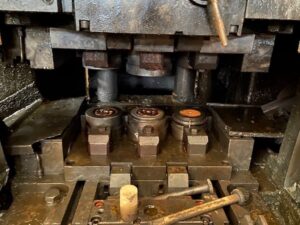 熱間鍛造プレス Smeral LZK 1000 P - 1000 トン (写真 6)