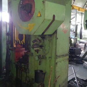 ナックルジョイントプレス Kuzlitmash KB8336 - 400 トン (写真 2)