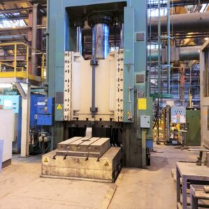 油圧プレス Cosmo 1000 MT - 1000 トン (写真 5)