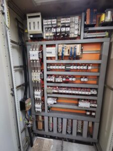 ナックルジョイントプレス Barnaul KB8342 B - 1600 トン (写真 10)