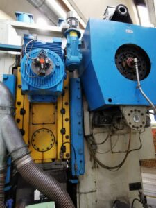 ナックルジョイントプレス Barnaul KB8342 B - 1600 トン (写真 11)