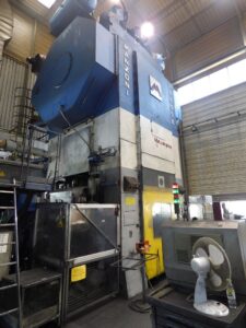 熱間鍛造プレス Manzoni 2500 SR/TR - 2500 トン ID: 76264