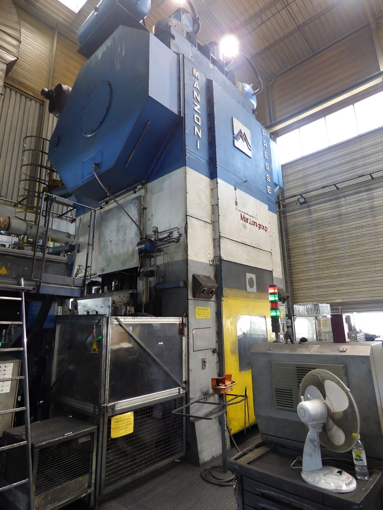 熱間鍛造プレス Manzoni 2500 SR/TR - 2500 トン