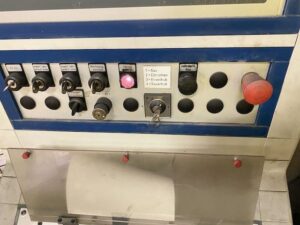 油圧プレス Schuler SHPS 50000 - 5000 トン (写真 8)