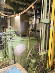 油圧プレス Schuler SHPS 50000 - 5000 トン (写真 11)