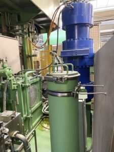 油圧プレス Schuler SHPS 50000 - 5000 トン (写真 16)