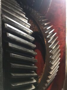 ナックルジョイントプレス Kuzlitmash KB8336 - 400 トン (写真 5)