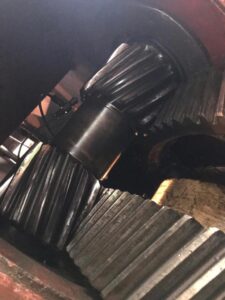 ナックルジョイントプレス Kuzlitmash KB8336 - 400 トン (写真 7)