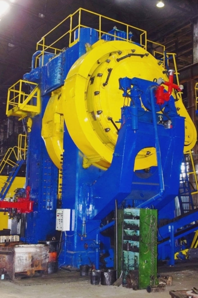 熱間鍛造プレス Kramatorsk NKMZ 6300 - 6300 トン