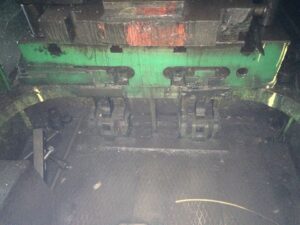 トリミングプレス TMP Voronezh KA9540 - 1000 トン (写真 4)