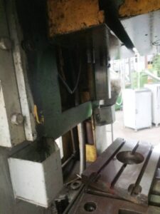 トリミングプレス KarpatPressMash KG9534 - 250 トン (写真 5)