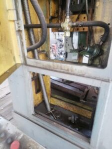 トリミングプレス KarpatPressMash KG9534 - 250 トン (写真 6)