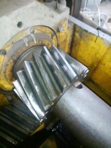 トリミングプレス KarpatPressMash KG9534 - 250 トン (写真 22)