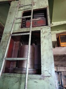 トリミングプレス Zdas LU 250/800 - 250 トン (写真 3)