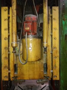 トリミングプレス Zdas LU 250/800 - 250 トン (写真 4)