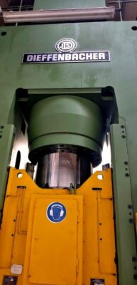 油圧プレス Dieffenbacher P0-F 1250A - 1250 トン (写真 7)